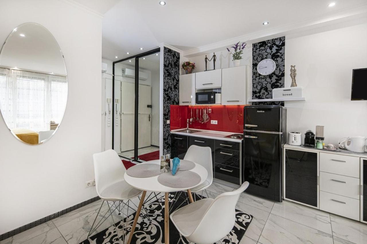 B&P Maine Street Apartments Budapest Extérieur photo
